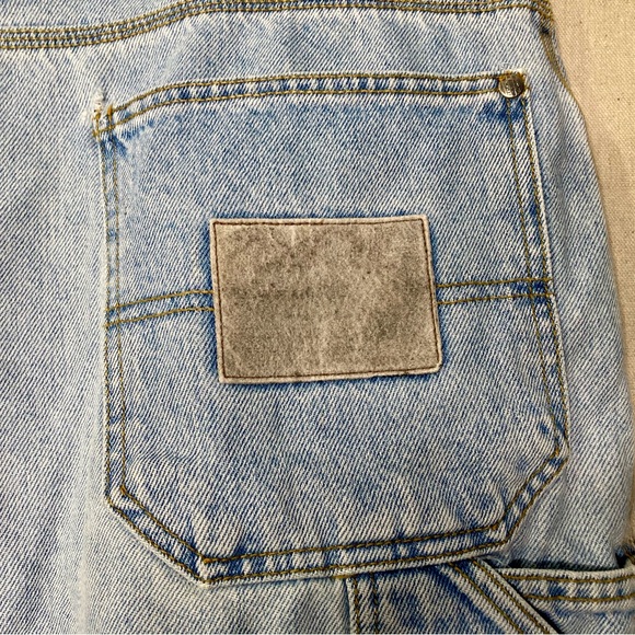 Boss Shorts - Picture 5 of 9